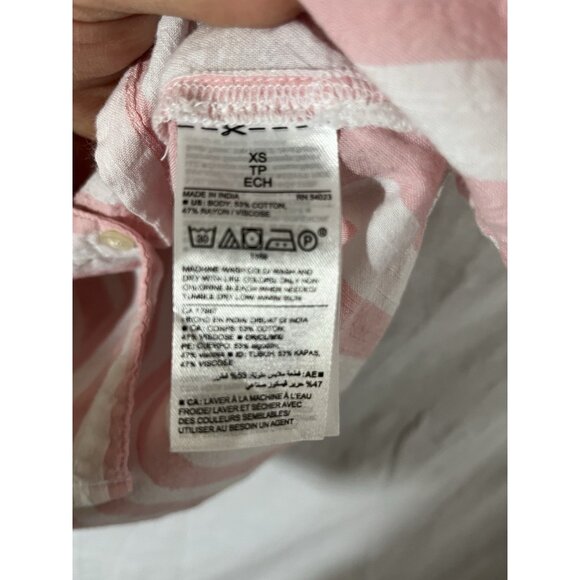 Old Navy Women's Striped Short Sleeve XS Button Down Blouse - Picture 3 of 6